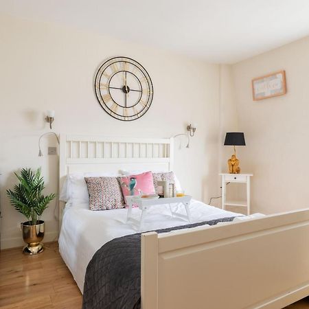 Spacious 1 Bed Oxford Street Apartment - Sleeps 4 Londýn Exteriér fotografie